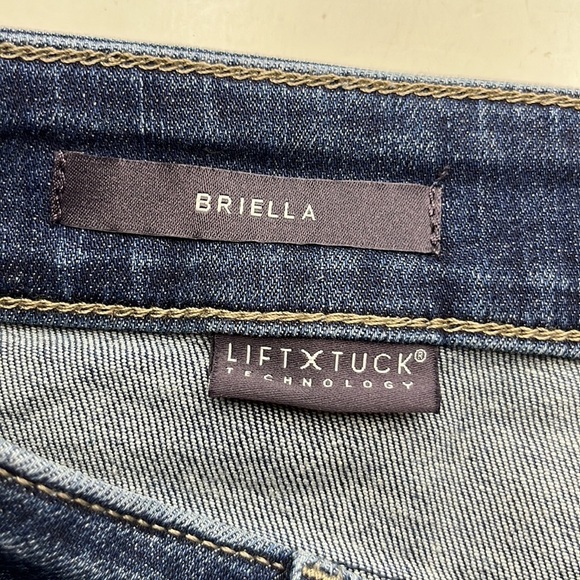 NYDJ Briella Short Roll Cuff NWT Shorts Size 16 - Picture 9 of 16